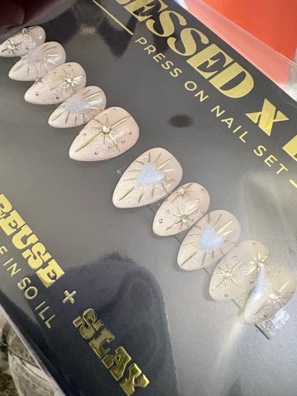 Celestial Press-On Nail Set with Gold Accents